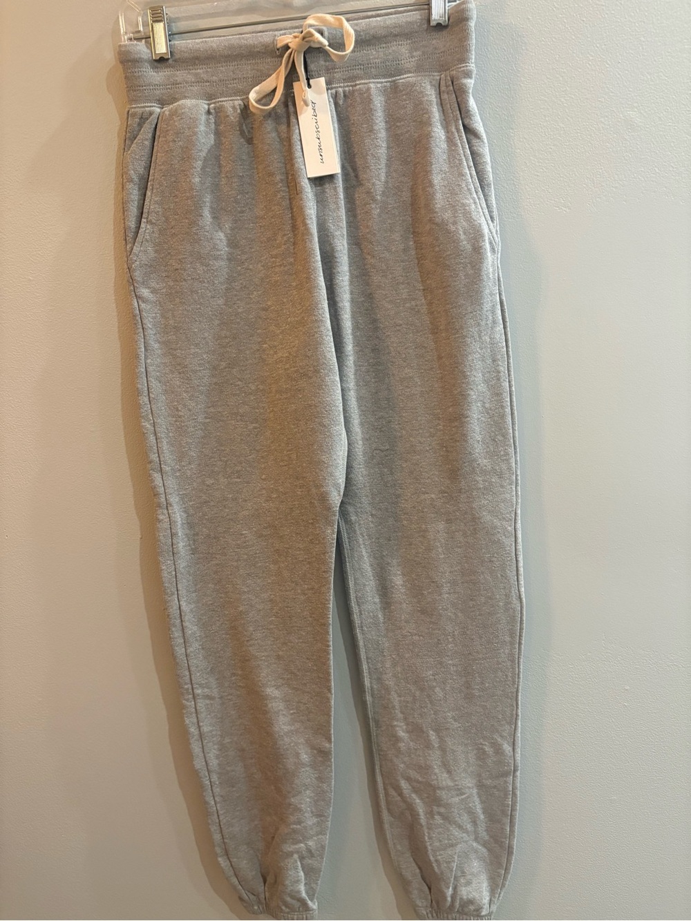 Unsubscribed Heather Gray Fleece Jogger Size XS NWT